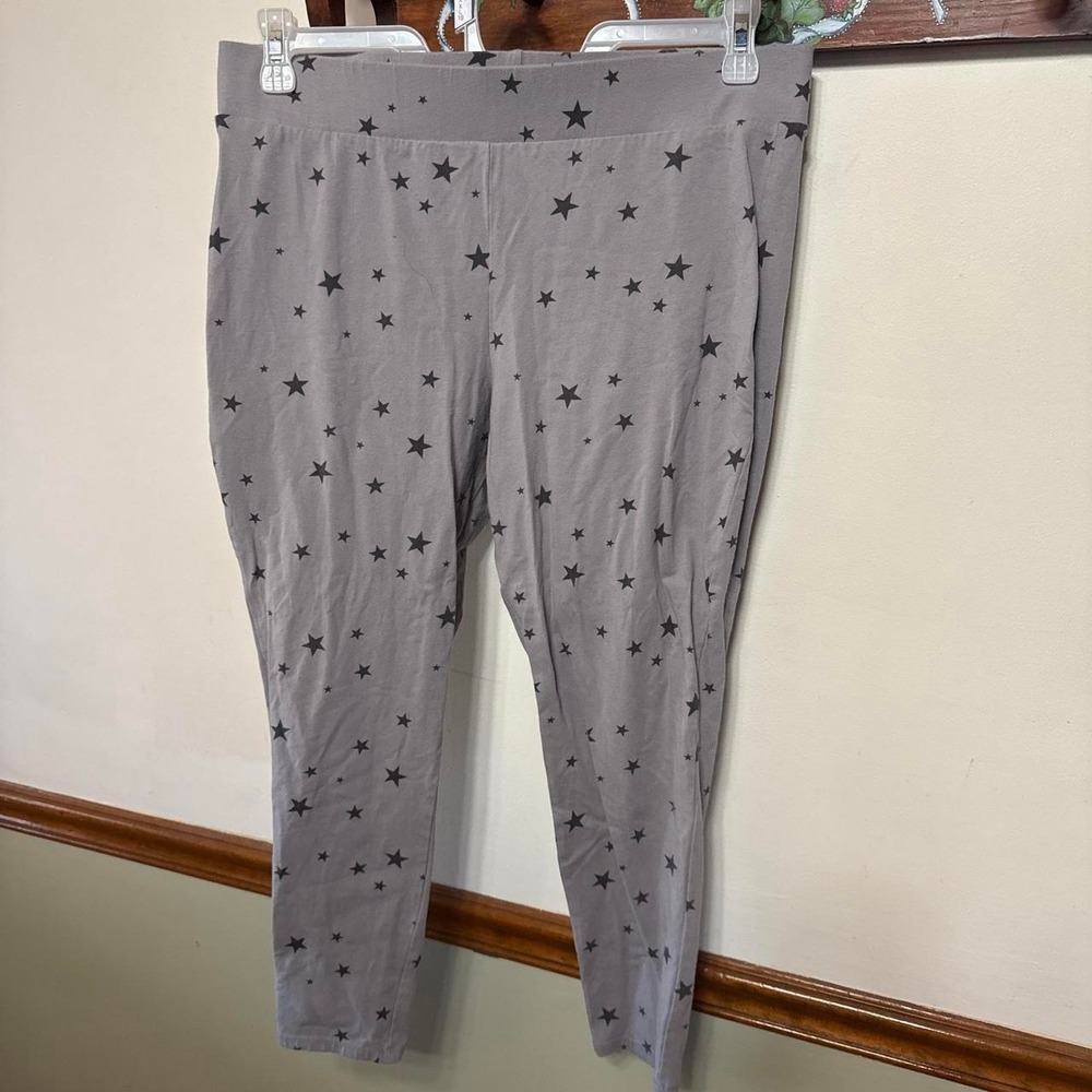 Torrid full length Grey star print leggings size 2 plus